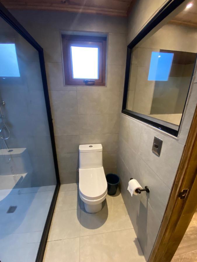 טמוקו Motel Los Robles מראה חיצוני תמונה